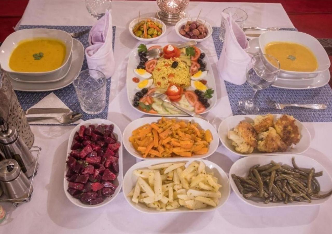Fantastic Luxury Camp Hotel Мерцуга Екстериор снимка