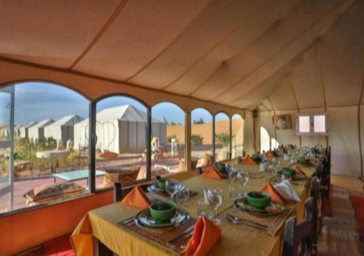 Fantastic Luxury Camp Hotel Мерцуга Екстериор снимка
