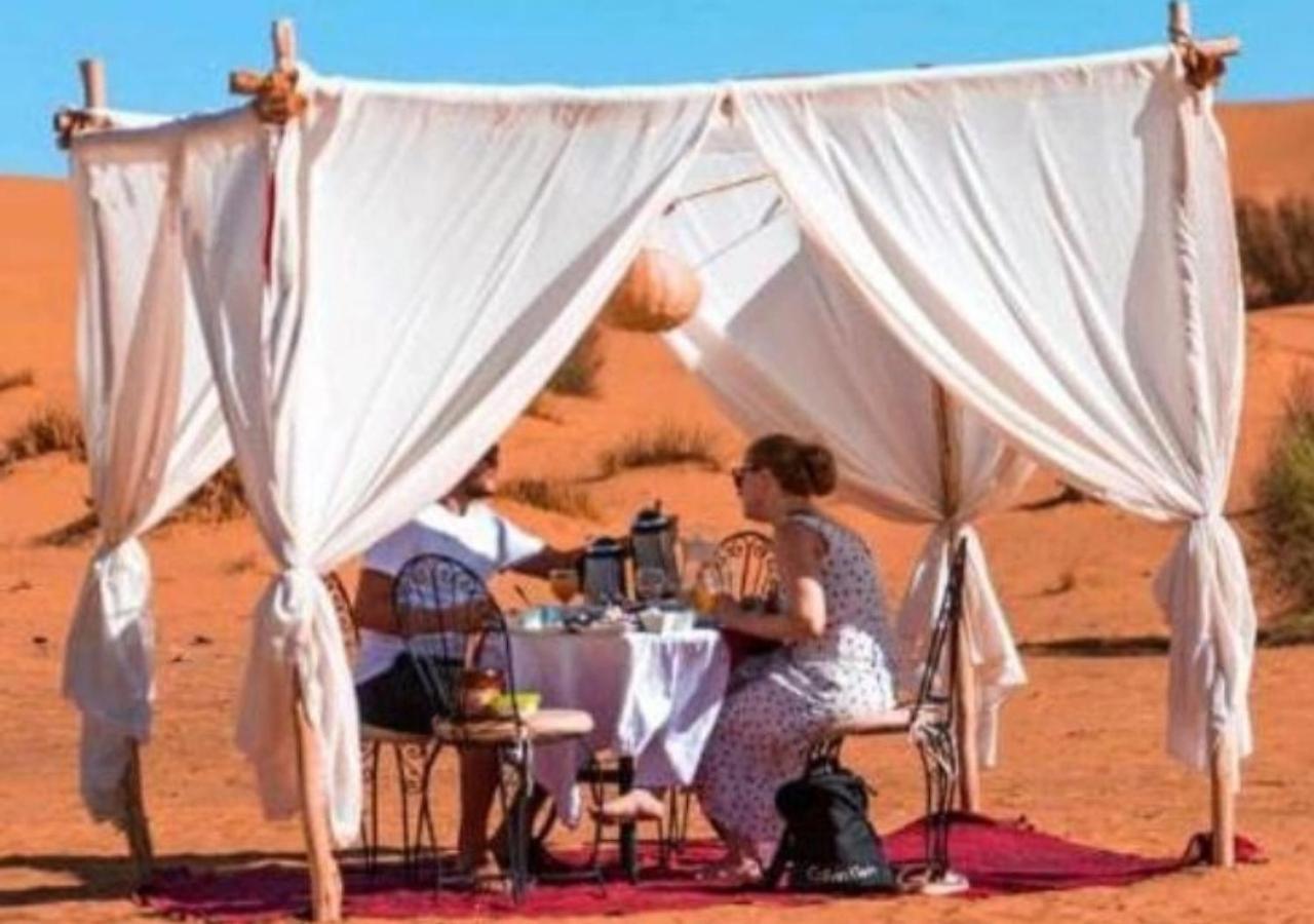 Fantastic Luxury Camp Hotel Мерцуга Екстериор снимка